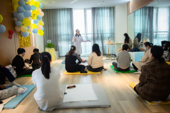 愛沐母嬰康養(yǎng)中心攜手瀘州市人民醫(yī)院組織首場(chǎng)兒童成長指導(dǎo)沙龍活動(dòng)